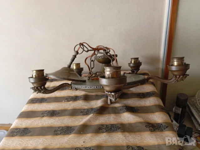 Полилей арт деко