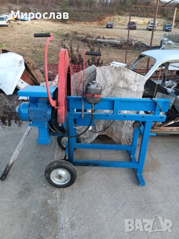 Машина за рязане на дърва 