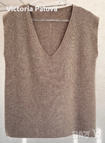 Луксозен плетен елек с V- деколте