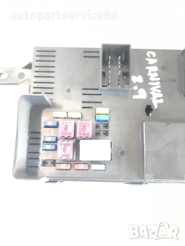 Бушониера блок с предпазители за KIA Carnival 2.9 CRDi (2006–2011) 919584D080, снимка 2 - Части - 53204270