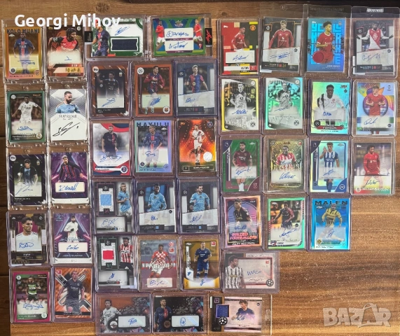 Topps футболни карти с автографи и части от екипи