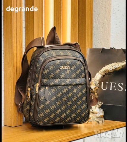 Дамска раница Guess налична в 4 разцветки, снимка 4 - Чанти - 53831500