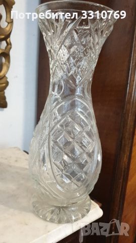 Кристална ваза. , снимка 1 - Вази - 45898329