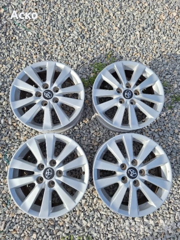 5x114.3. 16 цола. 6 1/2j ET45 оригинални Toyota 