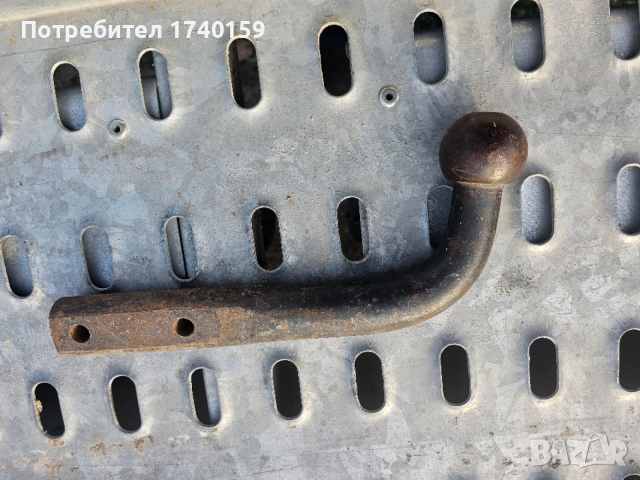 Кука за теглич