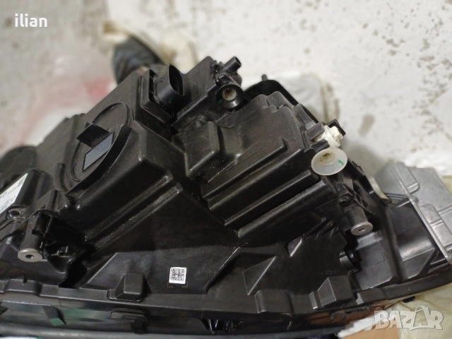 Фар за мерцедес GLA247, снимка 2 - Аксесоари и консумативи - 52271612