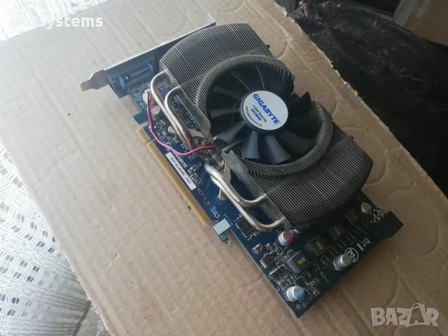 Видео карта NVidia GeForce Gigabyte GTS250 OC 1024MB GDDR3 256bit PCI-E, снимка 4 - Видеокарти - 46946886