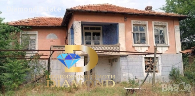 Двуетажна къща в село Лешниково, общ. Харманли