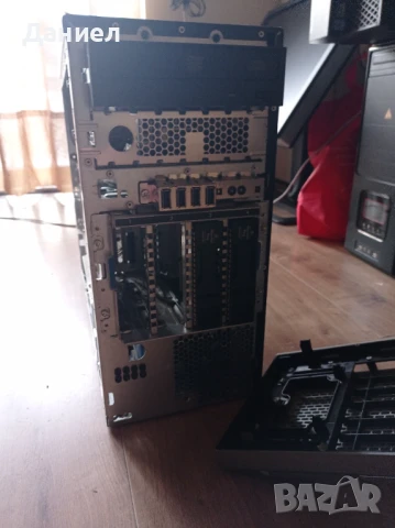 Сървър HP ProLiat ML310e Gen8 v2, снимка 2 - Работни компютри - 51211657