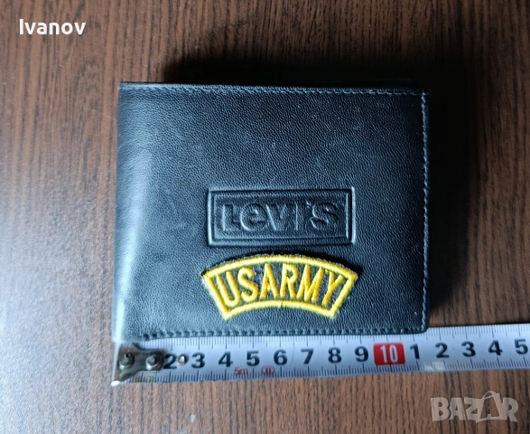 Levi Strauss мъжки кожен портфейл отличен