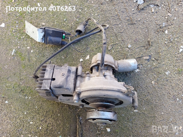 Продавам двигател за Piaggio с стартер