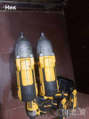Машини DEWALT 18v, снимка 8 - Винтоверти - 51604226