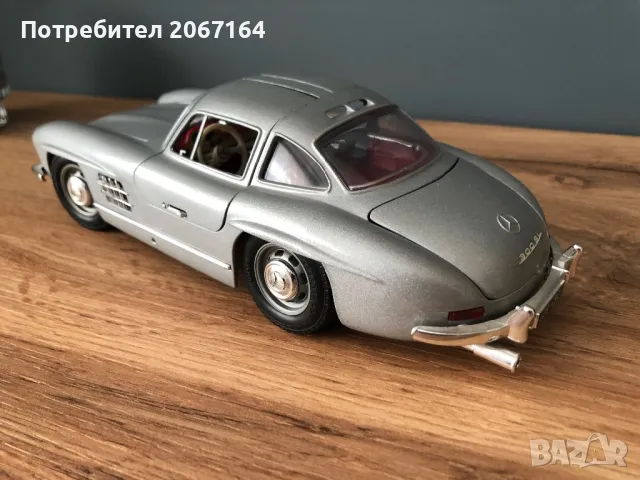 Модел на Mercedes 300Sl 1:18, снимка 5 - Колекции - 48111764