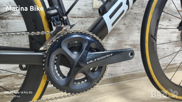 Карбонов шосеен велосипед BMC Teammachine SLR01 MOD Disc Ultegra Di2 Miche | 58, снимка 3 - Велосипеди - 53392911