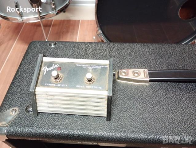 Fender Frontman 212R * Китарно кубе, снимка 5 - Китари - 52791655
