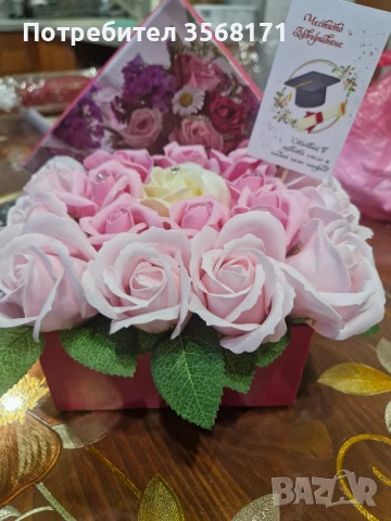 Кутии със 17 сапунени рози, снимка 2 - Подаръци за жени - 50450279