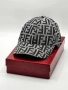 Fendi шапка 2 цвята, снимка 2