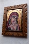 Дърворезбована рамка с иконопис Св.Богородица " Касперовска ", снимка 2