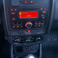 Dacia Duster 1.5 dci , снимка 8 - Автомобили и джипове - 45685395