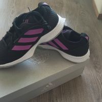 Оригинални маратонки Adidas CourtFlash, ном. 38, снимка 1 - Маратонки - 45262256