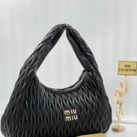 MIUMIU голям модел дамски чанти , снимка 1 - Чанти - 45812498