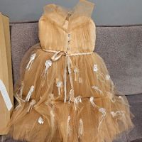 рокля salzarra с аксесоар за коса, снимка 1 - Детски рокли и поли - 45445290