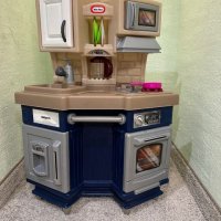 Детска кухня за игра Little tikies, снимка 1 - Играчки за стая - 45199617