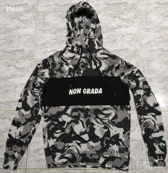 Суитшърт camo (мъжки) М + Nike dry fit долнище М размер, снимка 1