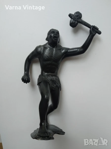 Войници. Неандерталец с каменна брадва. мащаб 150 мм (ДЗИ) СССР., снимка 1