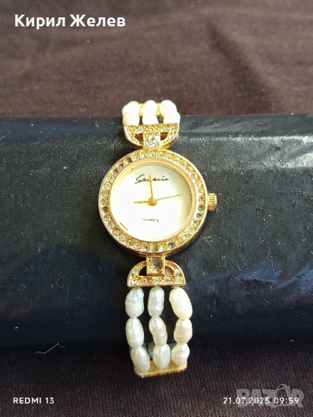 Дамски часовник Savelia Quartz красив стилен дизайн кристали,седеф 50238, снимка 1