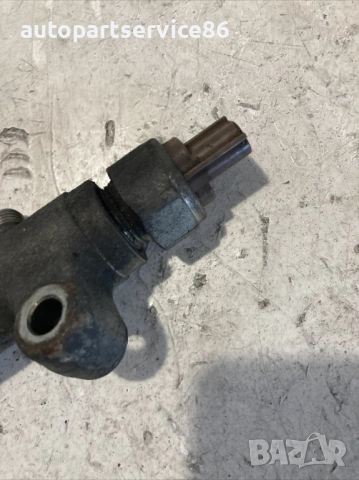 Горивна рейка с датчик за Subaru Outback 2.0D (2010), снимка 2 - Части - 54216278