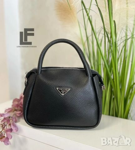 чанта prada, снимка 2 - Чанти - 46787814