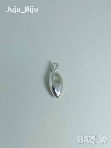 Нова сребърна висулка , височина 2см. , снимка 1 - Колиета, медальони, синджири - 46064917