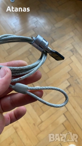 Метален защитен кабел с ключ – вид заключващо устройство (често наричано „cable lock“), снимка 4 - Други - 53930336