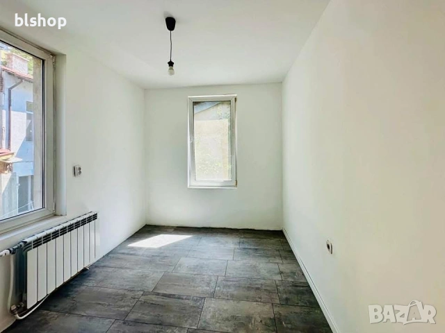 Дава се под наем етаж от кьща в идеалния центьр на София