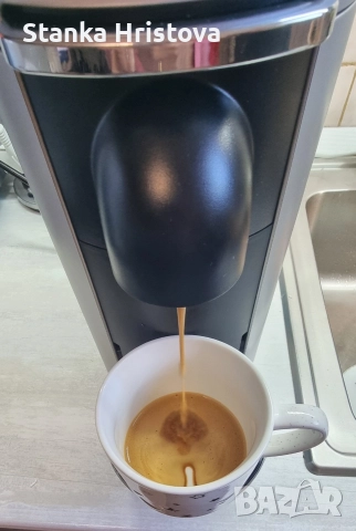 Кафемашина с капсули Nespresso Vertuo plus., снимка 5 - Кафемашини - 52869886
