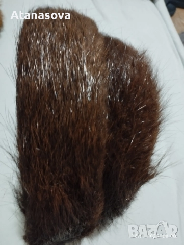 Продавам шапка от естествена кожа с яка, снимка 2 - Шапки - 52522003