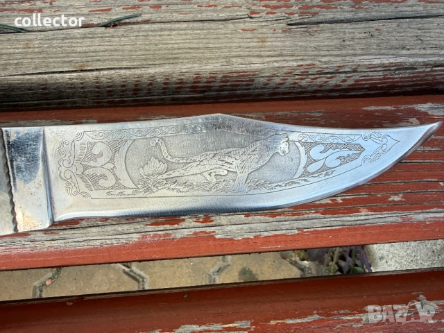 Руски ловен нож с богато гравирано острие. №7977, снимка 4 - Колекции - 53900660
