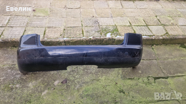 черна задна броня VW Touran 2006г