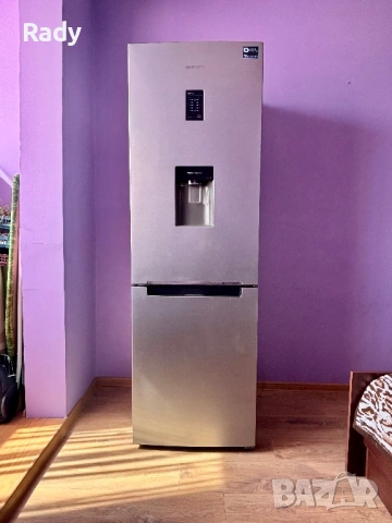 Хладилник с долен фризер Samsung, диспенсър и инверторен компресор, снимка 2 - Хладилници - 50686656