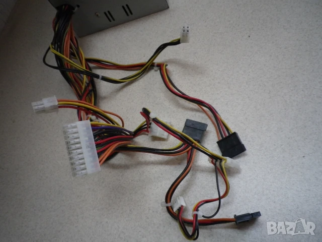 Качествено захранване за компютър Fortron 350W, снимка 5 - Захранвания и кутии - 50836438