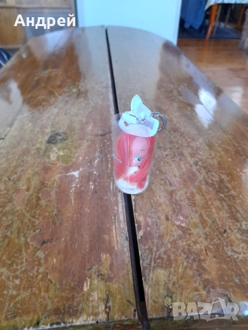 Стар ключодържател Кукла Ева