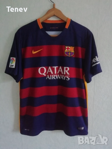 Barcelona Iniesta Nike оригинална нова тениска фланелка екип Барселона Иниеста , снимка 2 - Тениски - 52902814