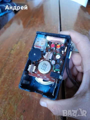 Старо радио,радиоприемник Sony TR-3230, снимка 7 - Антикварни и старинни предмети - 54257425