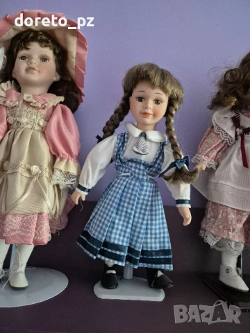 Продавам порцеланови кукли , снимка 3 - Колекции - 49047897