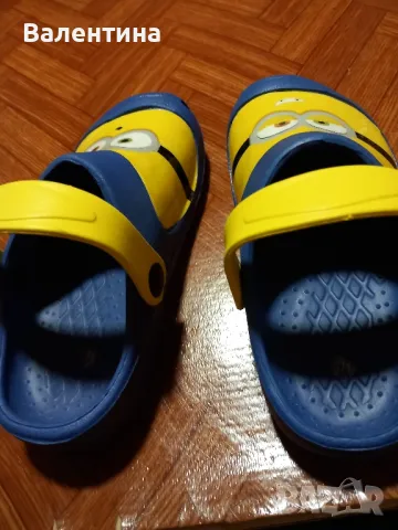 Детски чехли, снимка 2 - Детски джапанки - 50437201