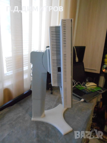 монитор лсд NEC    19  MultiSync LCD1990SXI, снимка 4 - Монитори - 52153475