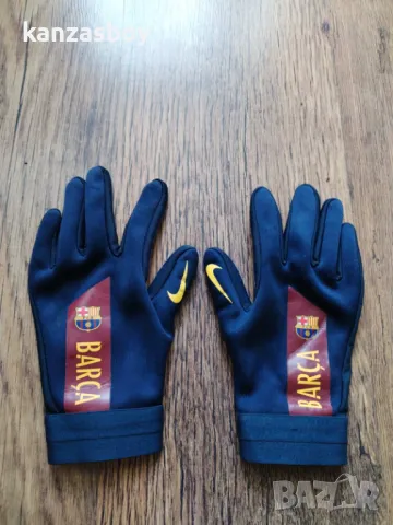 Nike Gloves  FC Barcelona Academy Hyperwarm Junior - юношески ръкавици , снимка 3 - Други - 49236589