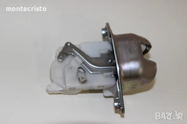 Брава заден капак Subaru Forester SJ (2013-2018г.) Субару Форестер, снимка 3 - Части - 49794460