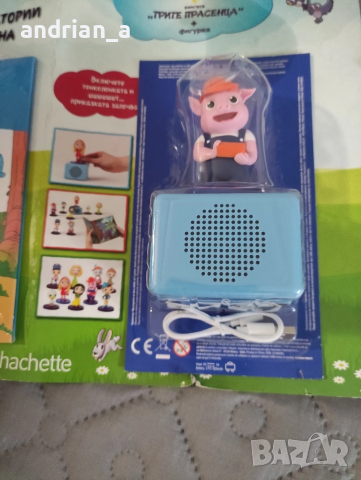 Аудио с колонка и карта памет Трите прасенца, снимка 1